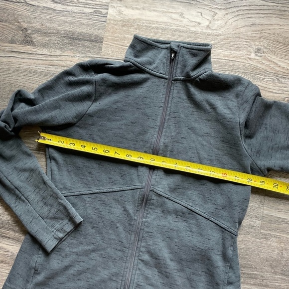 Skechers Women’s Fitted Charcoal Grey Sweatshirt, size medium - Picture 8 of 10